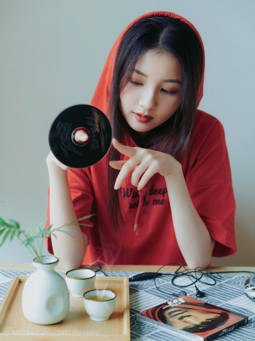 太平洋西岸的红色公牛，深圳队如何用节奏掌控击败NBA豪强，克莱成关键先生