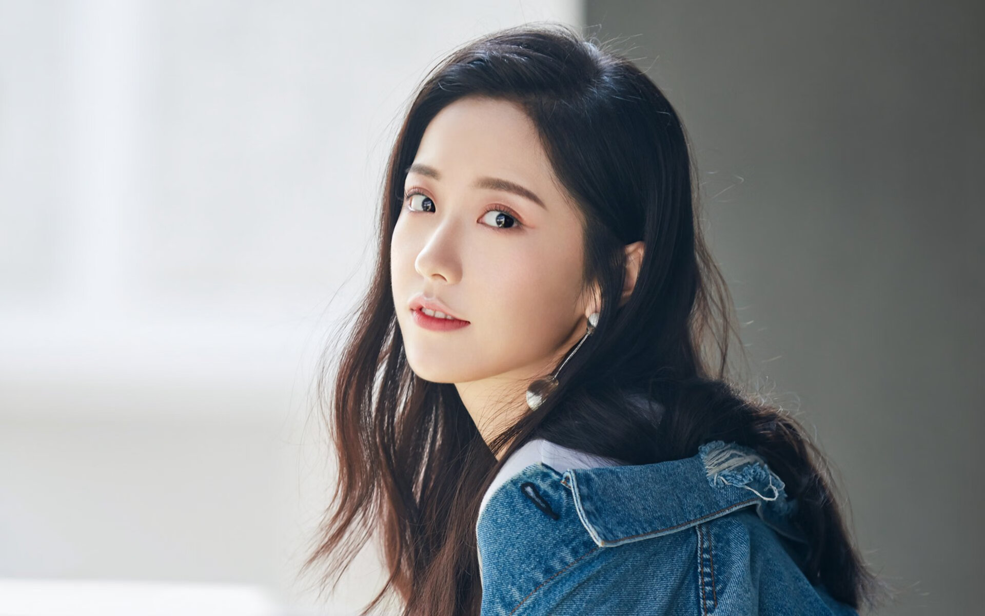 平行世界的哨响,当吉林的冰雪覆盖绿色火焰,杰伦·格林在虚无中重写排名